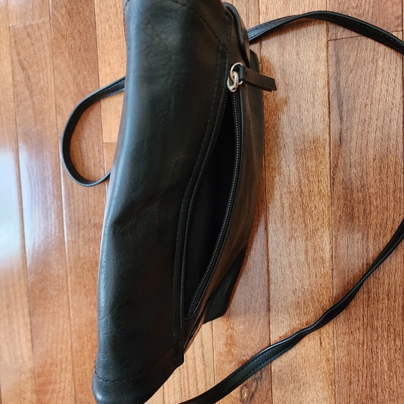 Nicole Miller Black Faux Leather Shoulder Bag - Picture 6 of 10